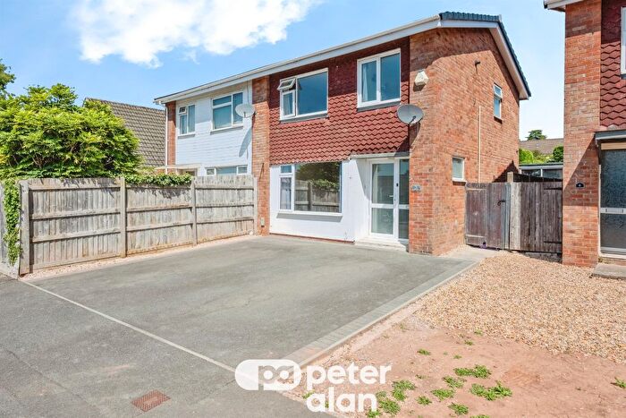 3 Bedroom Semi-Detached House For Sale In Highmeadow, Wyesham, Monmouth, NP25