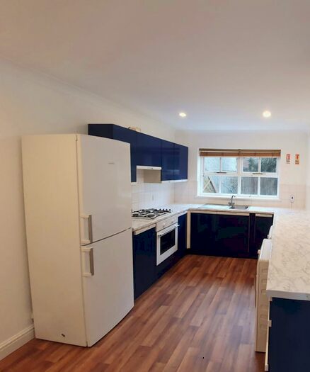 1 Bedroom Detached House To Rent In Room, Hemingford Road, Cambridge, CB1