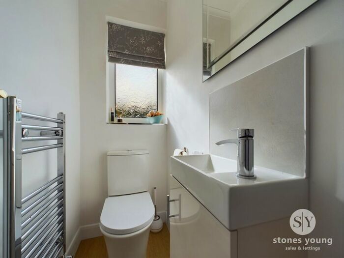 5 Bedroom Detached House For Sale In The Hazels, Wilpshire, Blackburn, BB1