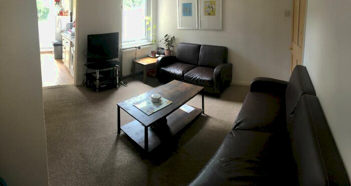 4 Bedroom Semi-Detached House To Rent In Dapdune Road, Guildford, GU1