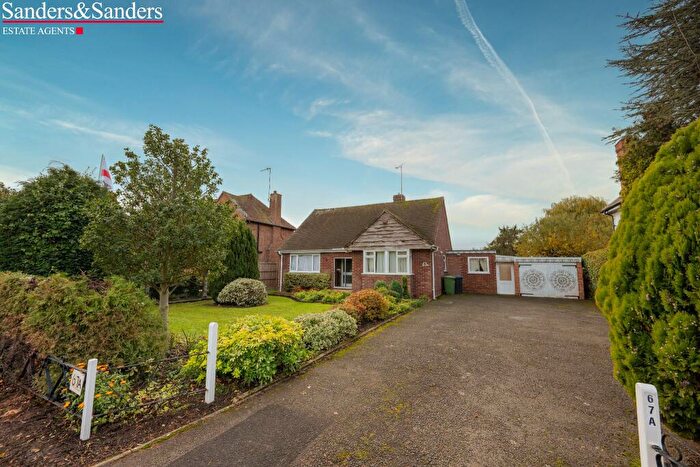 4 Bedroom Detached Bungalow For Sale In Victoria Road, Bidford-on-Avon, Alcester, B50