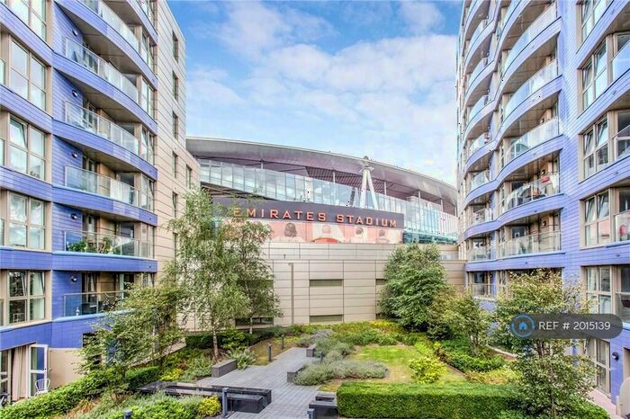 Studio To Rent In Queensland Road, London, N7