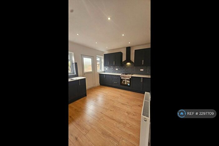 3 Bedroom Terraced House To Rent In Crosby Street, Atherton, Manchester, M46