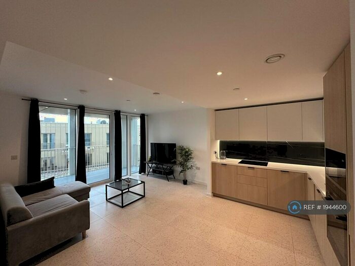 2 Bedroom Flat To Rent In London, London, E1