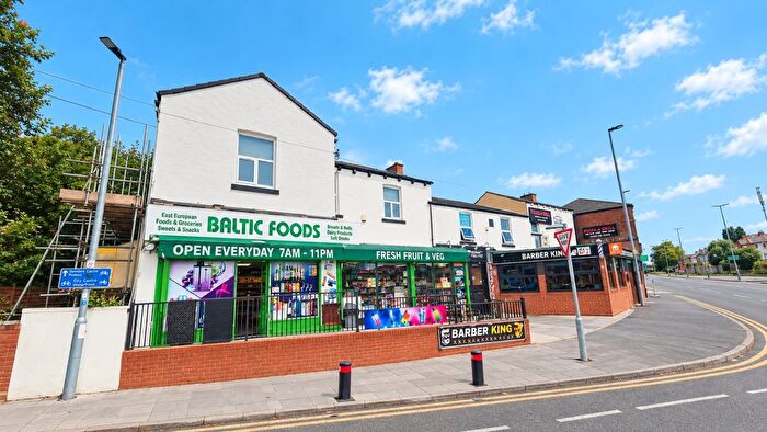 1 Bedroom Flat To Rent In Manygates Lane, Wakefield, West Yorkshire, WF1