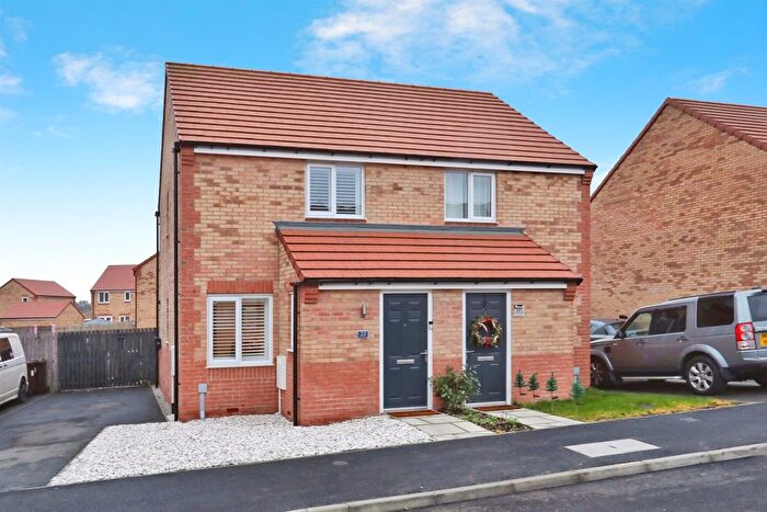 2 Bedroom Semi Detached House For Sale In Fulwood Place, Bircotes, Doncaster, DN11