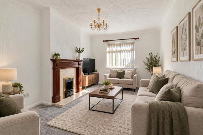 3 Bedroom Semi-Detached House For Sale In Wood Avenue, Sandiacre, Nottingham, NG10
