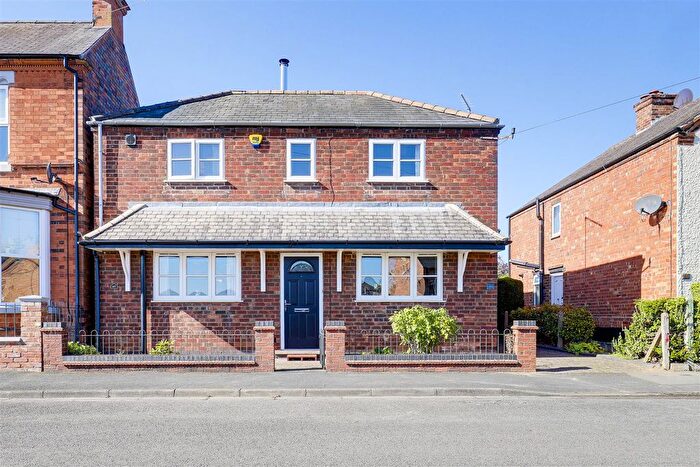 2 Bedroom Detached House For Sale In Richmond Avenue, Breaston, Derbyshire, DE72