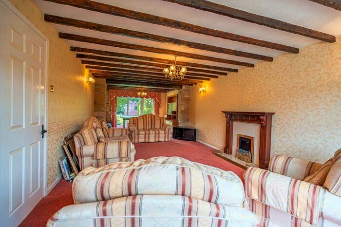 4 Bedroom Detached House For Sale In Bolingbroke Road, Cleethorpes, DN35