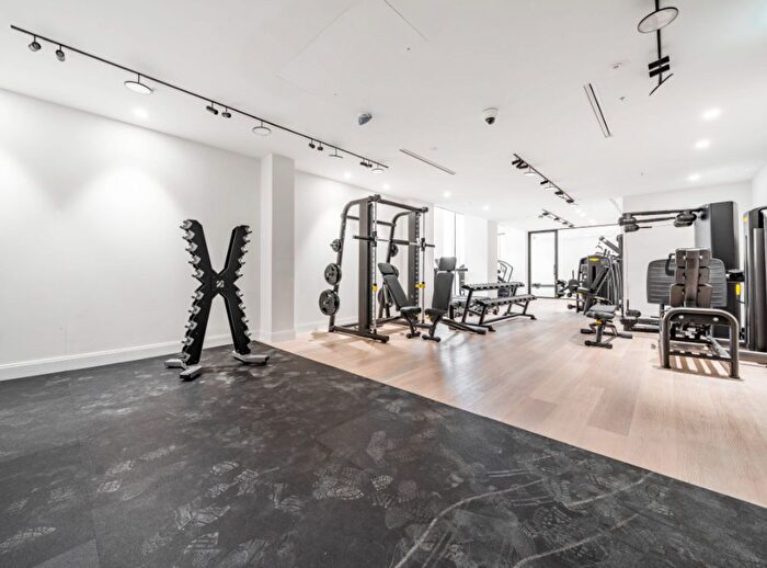 1 Bedroom Flat To Rent In Gasholder Place, London, SE11