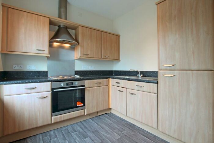2 Bedroom Flat To Rent In Britannia Wharf, Bingley, Bradford, BD16