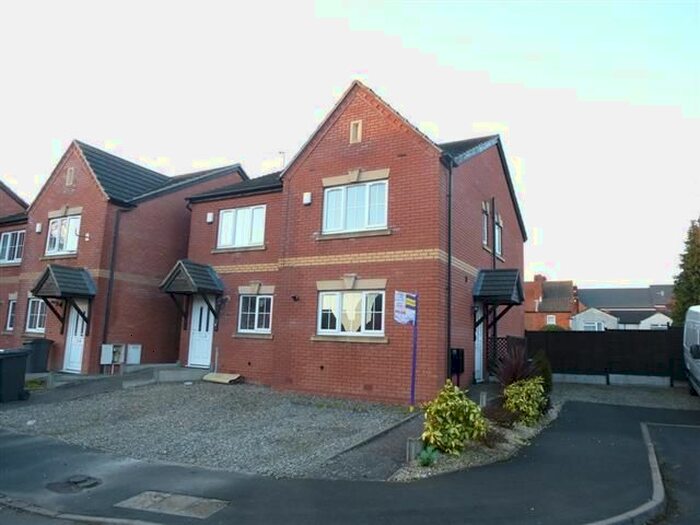 2 Bedroom Property To Rent In Bronwen Ingham Court, Kidderminster, DY10