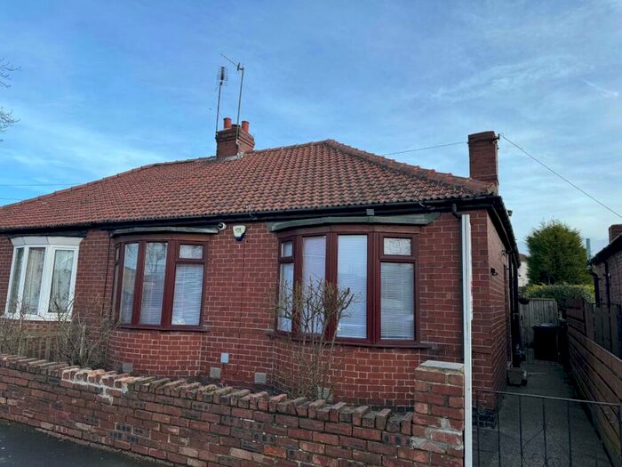 2 Bedroom Bungalow To Rent In Benfield Road, Newcastle Upon Tyne, NE6