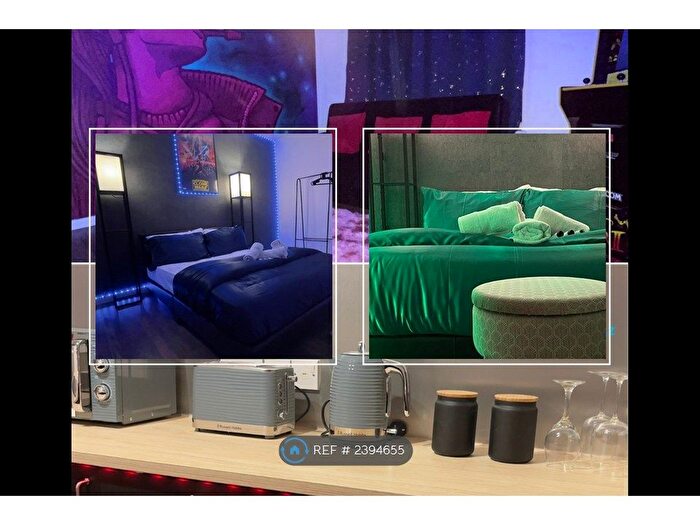 2 Bedroom Flat To Rent In King Street, London, N2