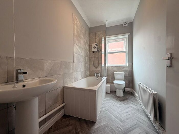 1 Bedroom Flat To Rent In Acton Terrace, Swinley, WN1