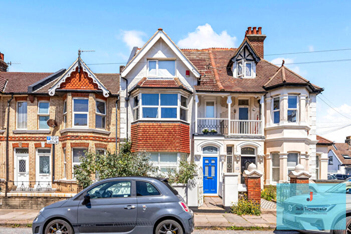 5 Bedroom Terraced House For Sale In St. Andrews Road, Portslade, Brighton, BN41