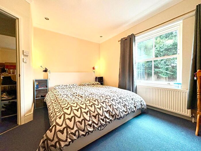 1 Bedroom Maisonette To Rent In Baker Street, Reading, Berkshire, RG1