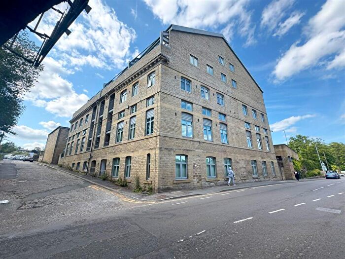 2 Bedroom Apartment To Rent In Valley Mill, Park Road, Elland, HX5