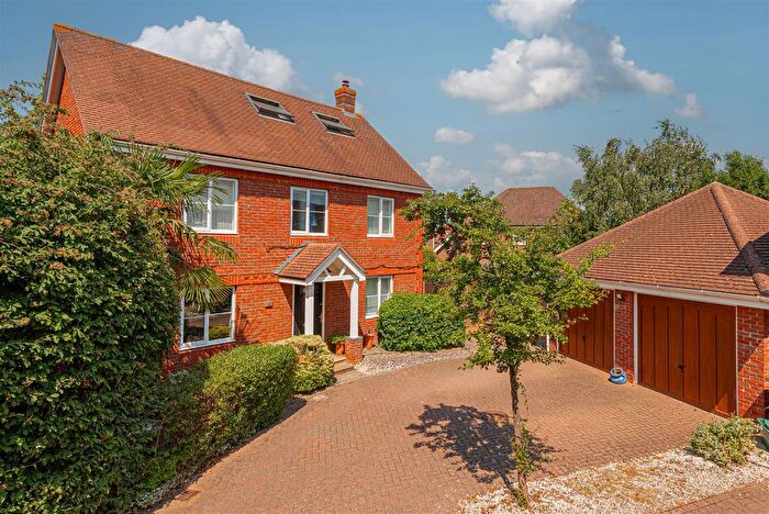 4 Bedroom Detached House For Sale In Monro Place, Epsom, KT19
