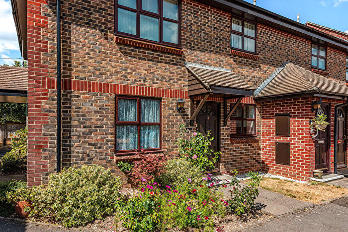 2 Bedroom Flat For Sale In Stein Road, Emsworth, PO10