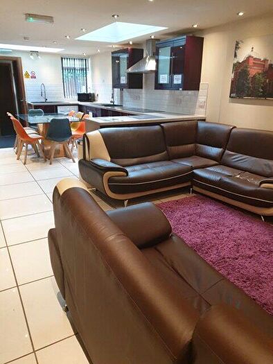 6 Bedroom Terraced House To Rent In Teignmouth Road, Selly Oak, Birmingham, B29