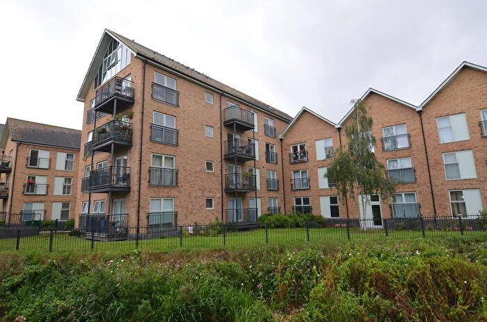 2 Bedroom Apartment To Rent In Esparto Way, South Darenth, DA4
