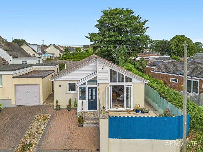 2 Bedroom Detached Bungalow For Sale In Cumber Drive, Brixham, TQ5