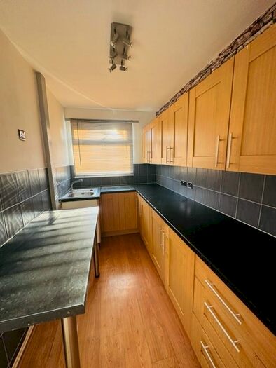 2 Bedroom Flat To Rent In Hillel Walk, Acklam, TS5