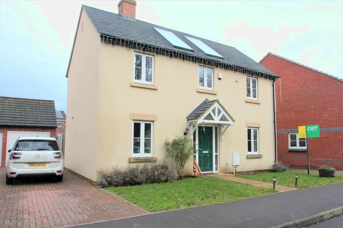 3 Bedroom Property To Rent In Orchard Close, Bredon, Tewkesbury, GL20