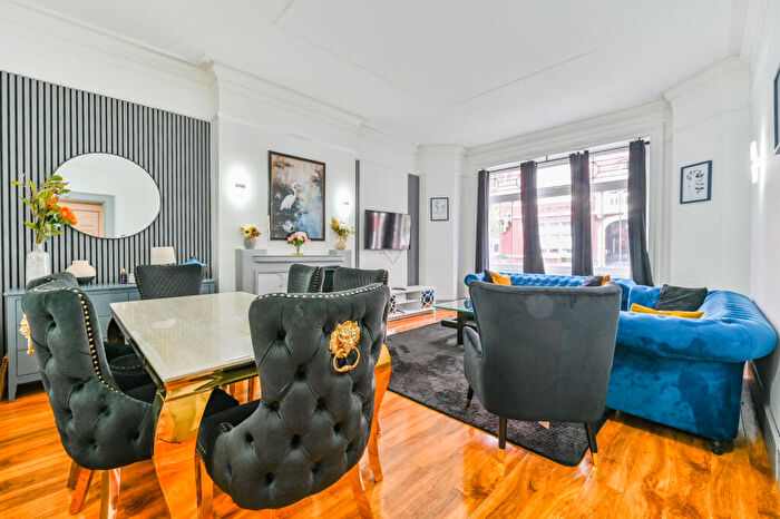 5 Bedroom Flat To Rent In Cabbell Street, Marylebone, London, NW1