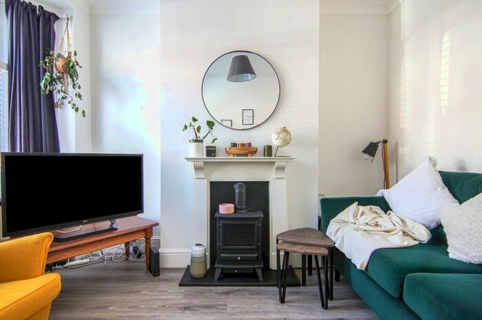 2 Bedroom Terraced House For Sale In Coniston Road, Coventry, CV5