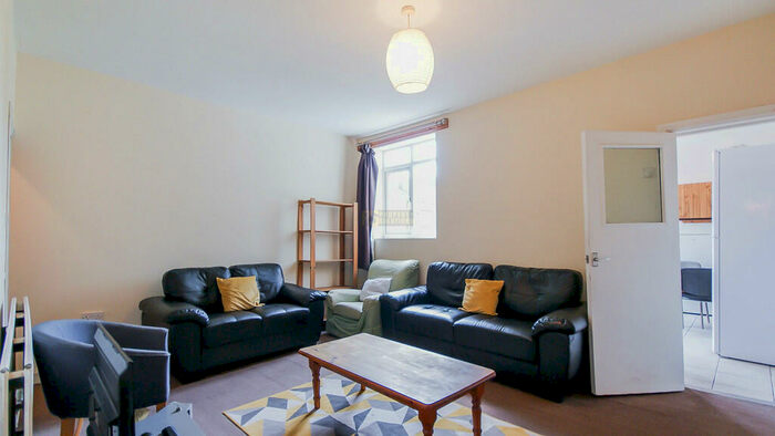 4 Bedroom End Of Terrace House To Rent In Bournbrook Road, Selly Oak - Student Property, B29