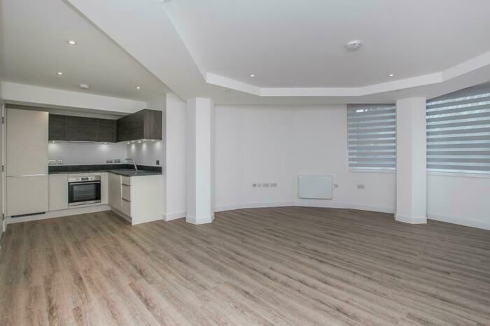 2 Bedroom Apartment To Rent In Clifton House, Broadway, Peterborough, PE1