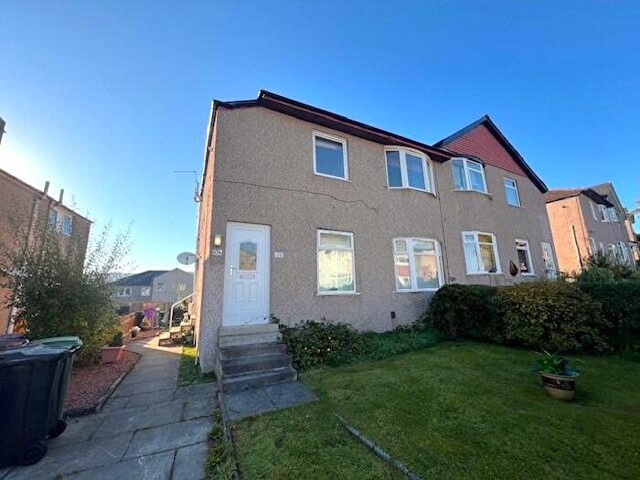 3 Bedroom Flat To Rent In Croftside Avenue, Croftfoot, Glasgow, G44