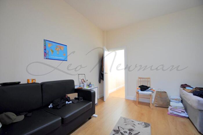 1 Bedroom Flat To Rent In Clipper Way, Lewisham, SE13