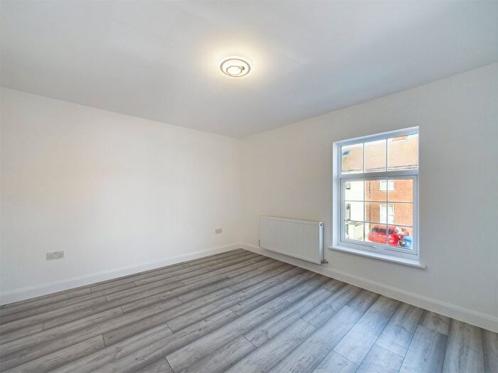 2 Bedroom Terraced House To Rent In Cordwallis Road, Maidenhead, Berkshire, SL6