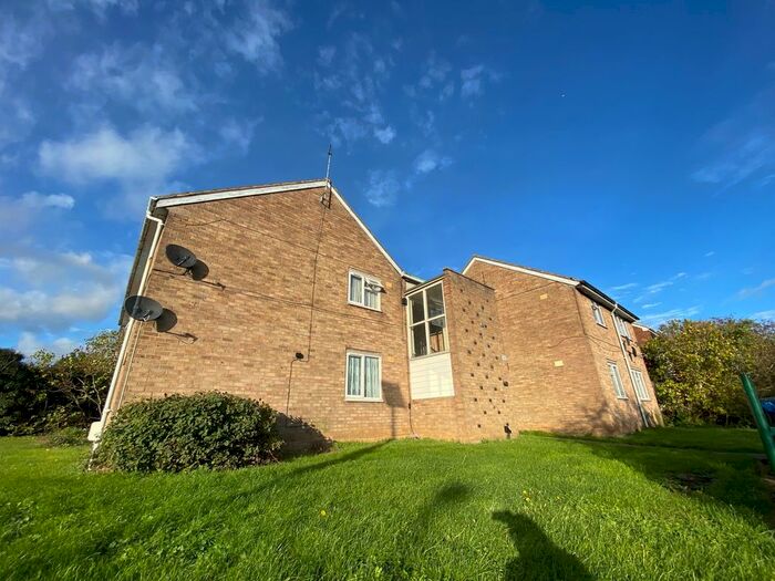 2 Bedroom Flat To Rent In Potter Street, Harlow, CM17