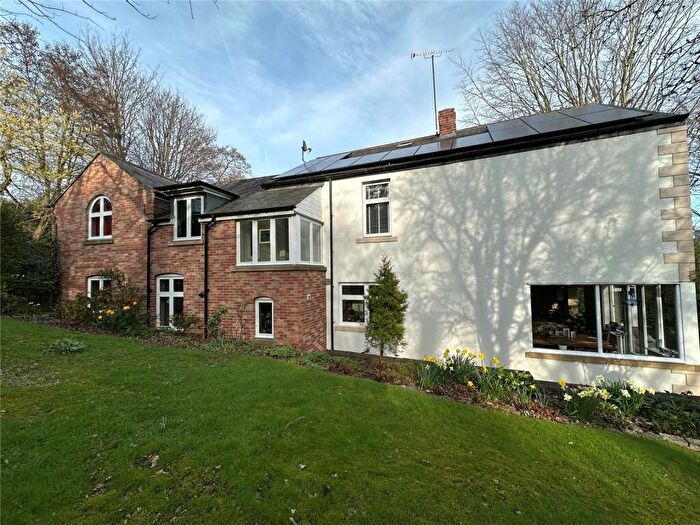5 Bedroom Detached House For Sale In Sidegate, Durham, DH1