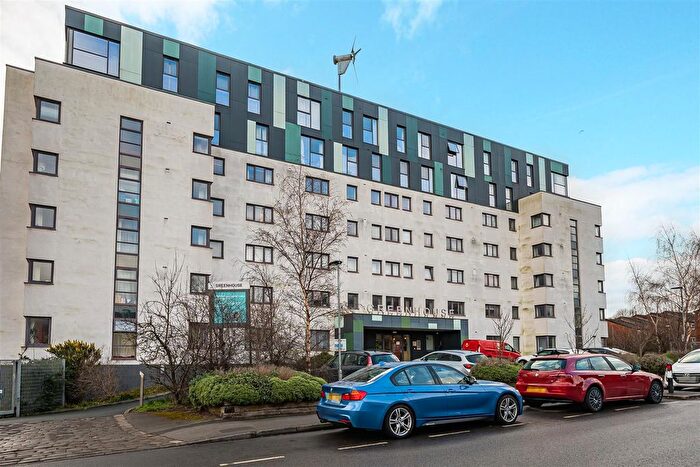 1 Bedroom Flat To Rent In Greenhouse, Leeds, LS11