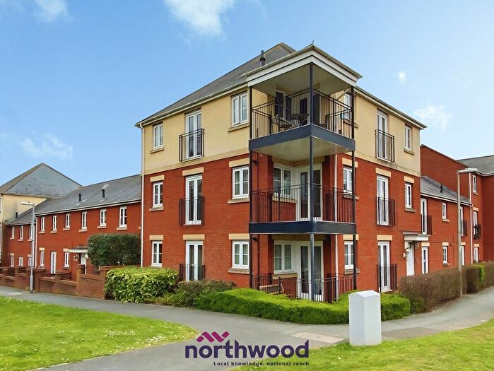 2 Bedroom Flat For Sale In Russell Walk, Kings Heath, Exeter, EX2