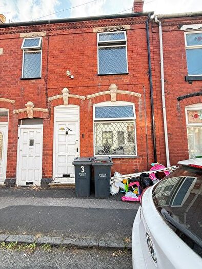 3 Bedroom Terraced House To Rent In Bearmore Road, Cradley Heath, B64