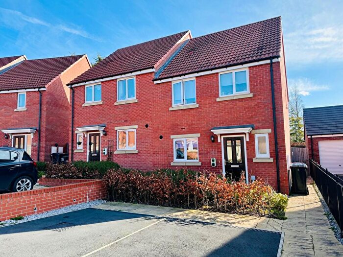3 Bedroom End Of Terrace House To Rent In Grainbeck Rise, Killinghall, Harrogate, HG3
