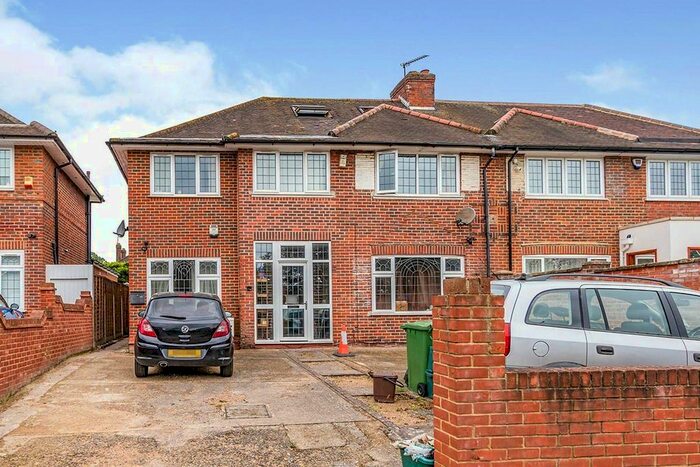 5 Bedroom Detached House To Rent In Robin Hood Way, London, SW15