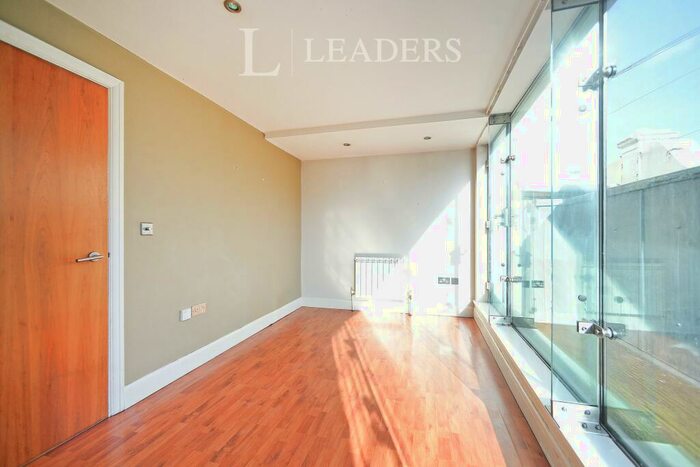 2 Bedroom Apartment To Rent In North Laine, Brighton, BN1