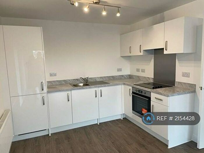 1 Bedroom Flat To Rent In Oxleigh Way, Bristol, BS34