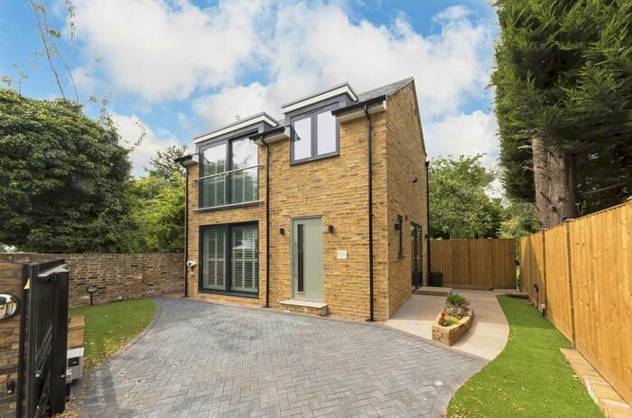 1 Bedroom Property To Rent In Worple Road, London, SW19