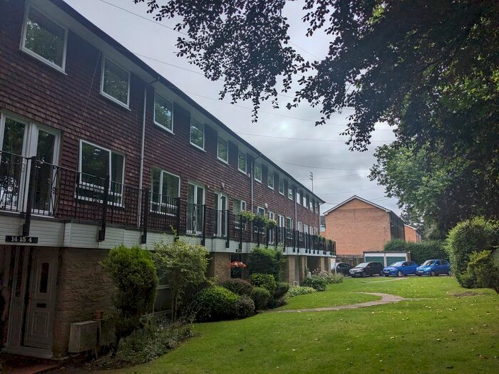 2 Bedroom Maisonette To Rent In St Agnes Road, Moseley, Birmingham, B13