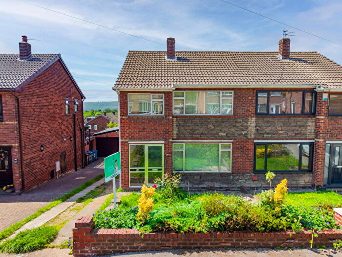 3 Bedroom Semi-Detached House For Sale In Roehampton Rise, Ardsley, Barnsley, S71