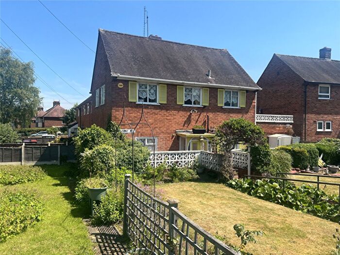 3 Bedroom Semi-detached House For Sale In Crescent Road, Hadley, Telford, Shropshire, TF1
