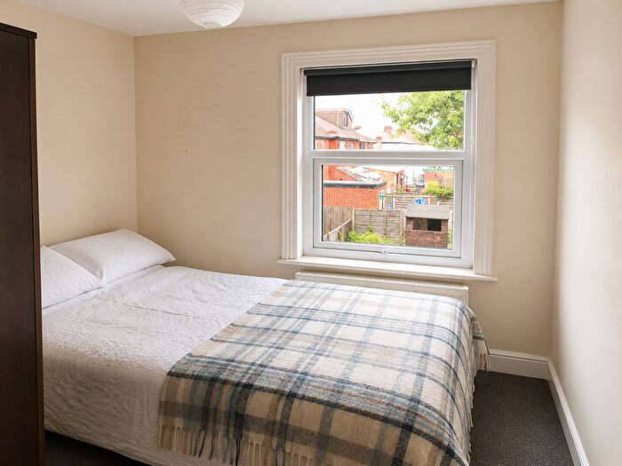 1 Bedroom House Of Multiple Occupation To Rent In Belvedere Road, Burton-On-Trent, Staffordshire, DE13